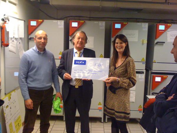 Cheque Ronde tafel van Waregem Nov 2010 1
